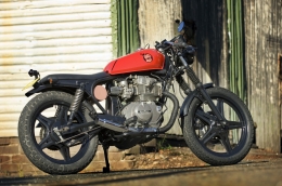 CB250N Cafe Racer