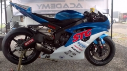 R6 Racebike