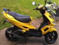 2001 Speedfight 100