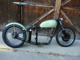 TR6 Bobber