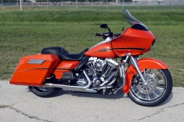 FLTR Road Glide