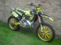 YZ125