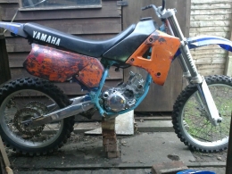 DT125R